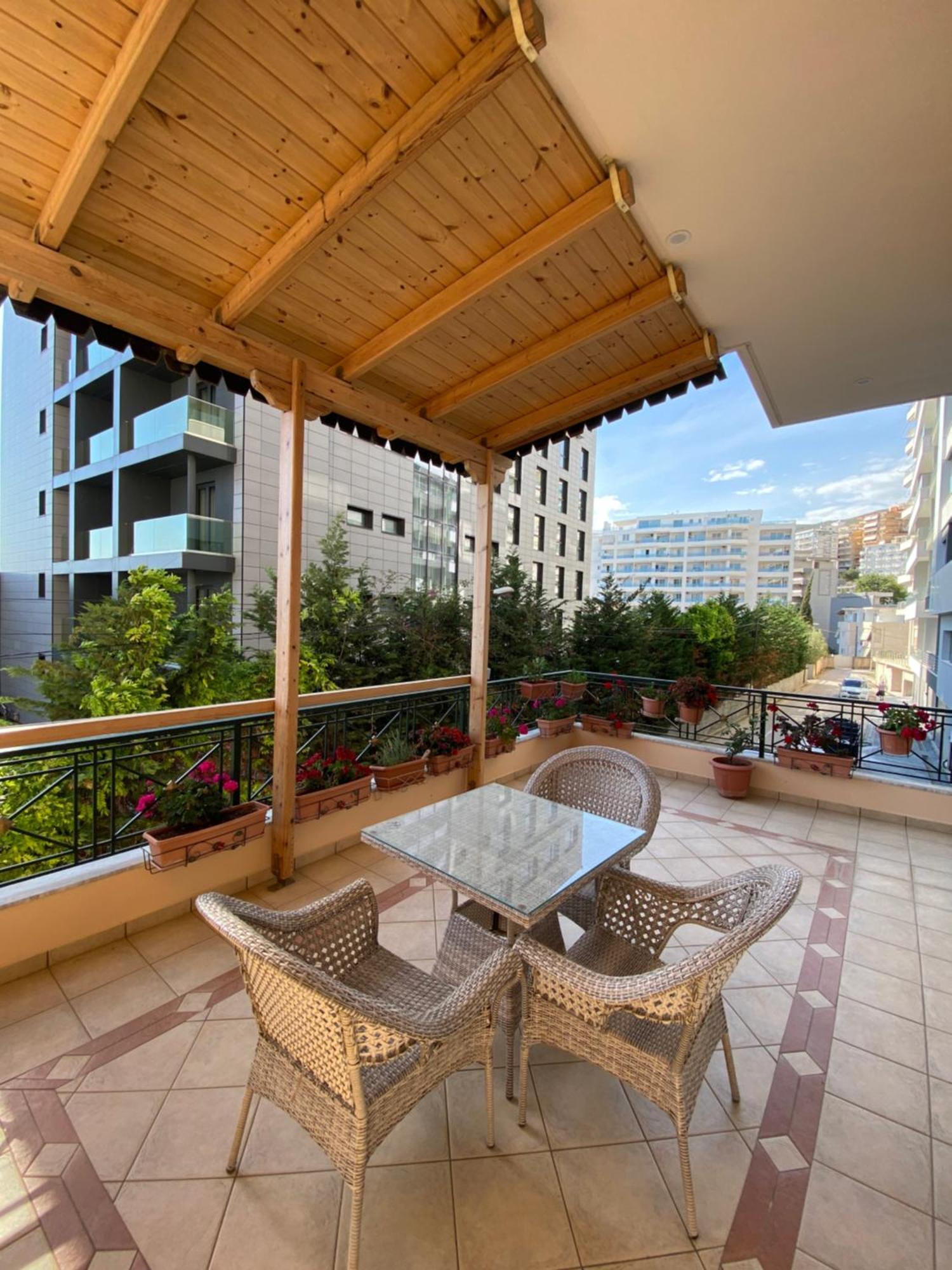 Apartament Galaxy Саранда Екстер'єр фото