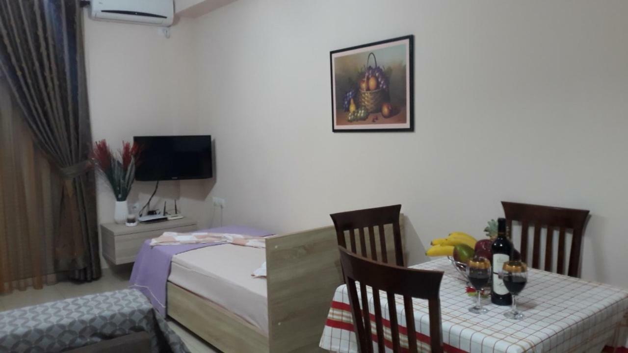 Apartament Galaxy Саранда Екстер'єр фото